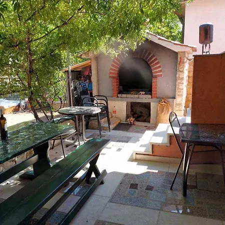 In 42481 Appartement Pirovac