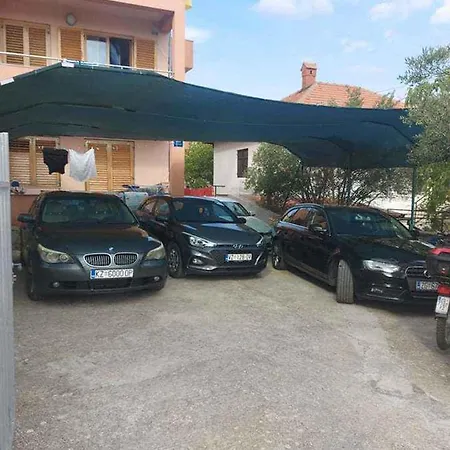 Appartement In 42481 Pirovac